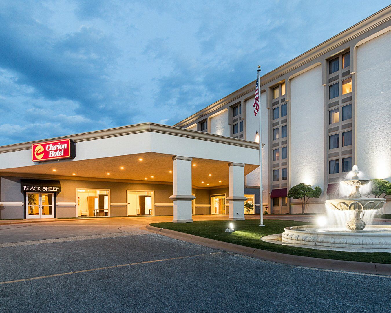 Clarion Hotel San Angelo Exterior foto